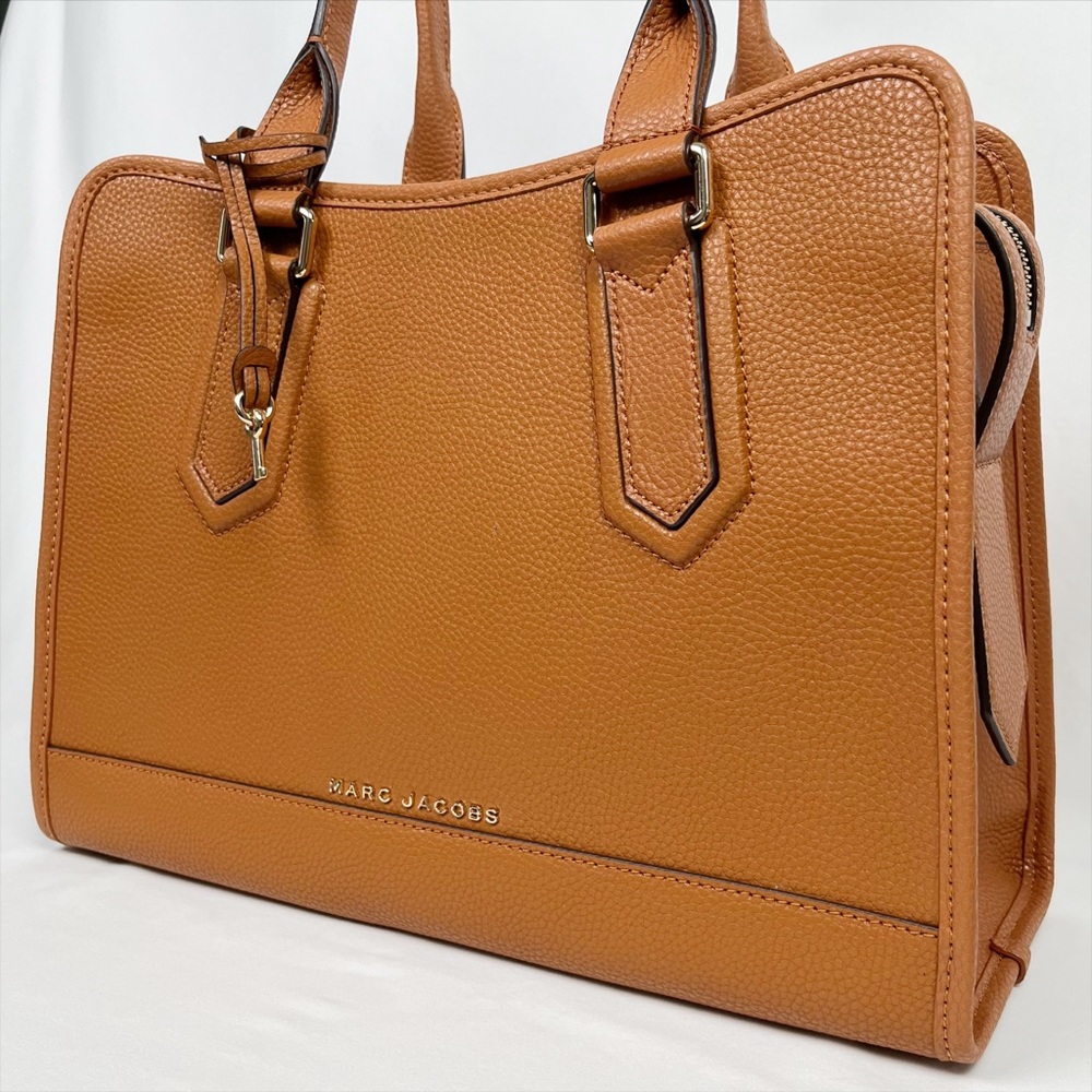 Marc Jacobs Tote - Picture 3 of 12